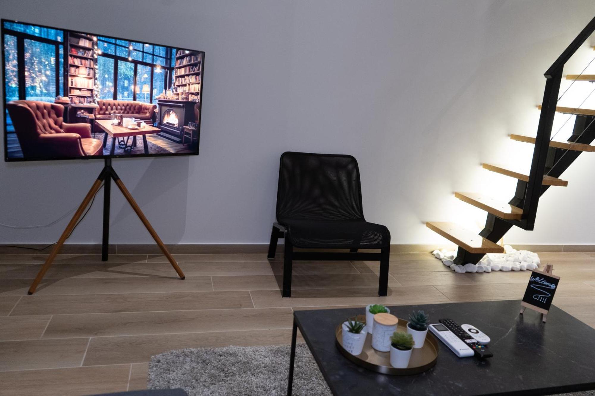 Cozyloft 2 Apartment Patras Bagian luar foto